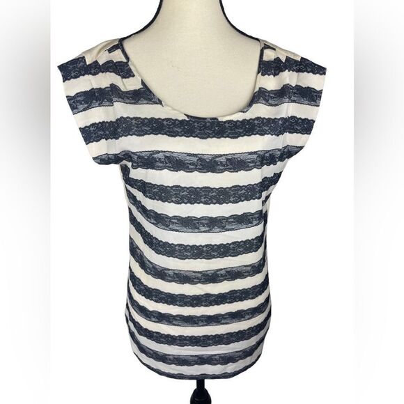 Express Women’s Dark Gray/White Striped Cotton Blend Short Sleeve Tee Size: S - Picture 1 of 6